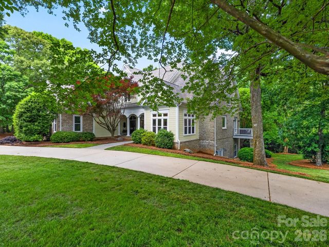 7510 Seton House Lane, Charlotte, NC 28277