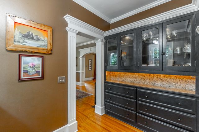 1125 S Crest Road, Rossville, GA 30741