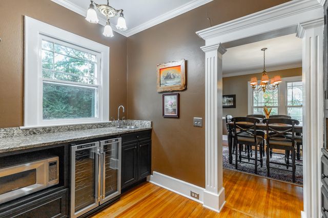 1125 S Crest Road, Rossville, GA 30741