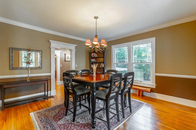 1125 S Crest Road, Rossville, GA 30741
