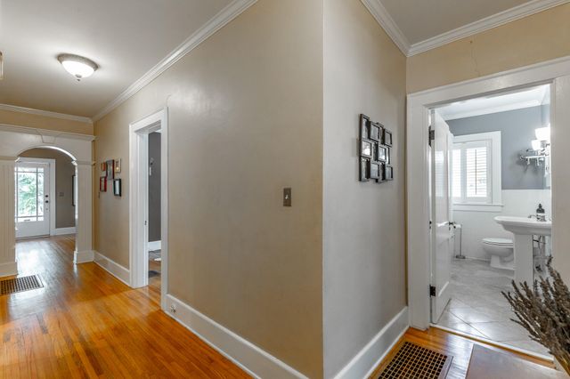 1125 S Crest Road, Rossville, GA 30741