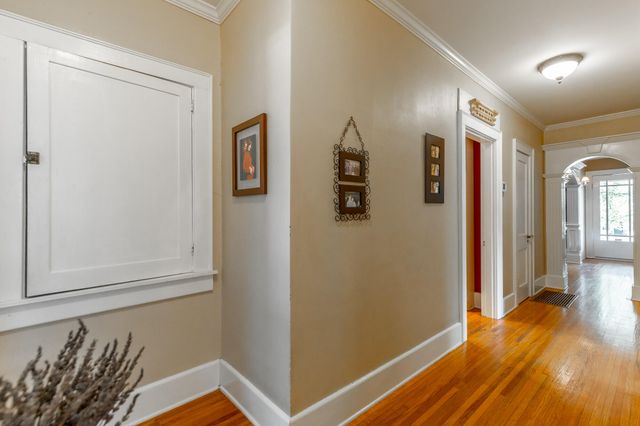 1125 S Crest Road, Rossville, GA 30741