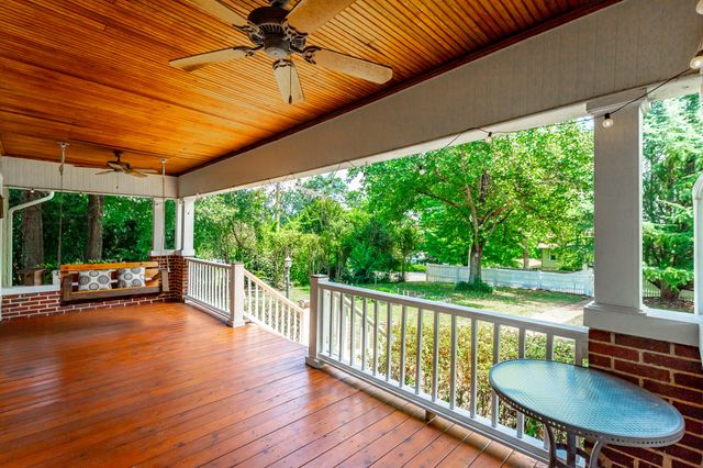 1125 S Crest Road, Rossville, GA 30741