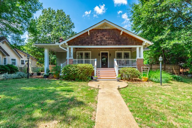 1125 S Crest Road, Rossville, GA 30741