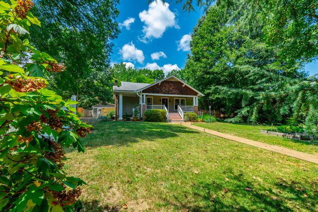 1125 S Crest Road, Rossville, GA 30741