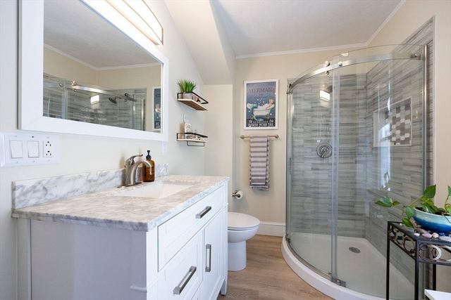 7 Elm St, Boston, MA 02136