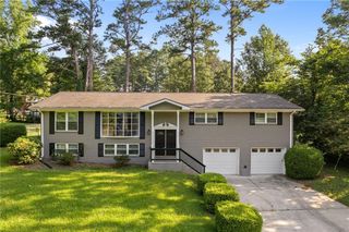 81 Cedar Valley NE Drive, Kennesaw, GA 30144