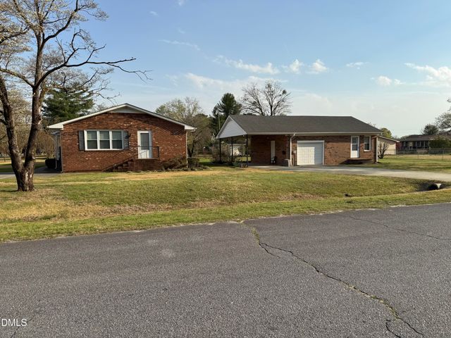 2992 Cherry Lane, Kinston, NC 28504