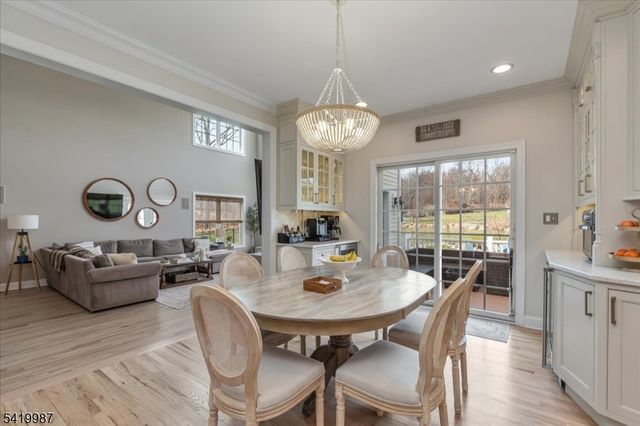 38 Still Hollow Rd, Tewksbury Twp., NJ 08833