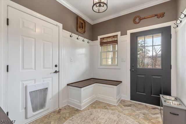 38 Still Hollow Rd, Tewksbury Twp., NJ 08833