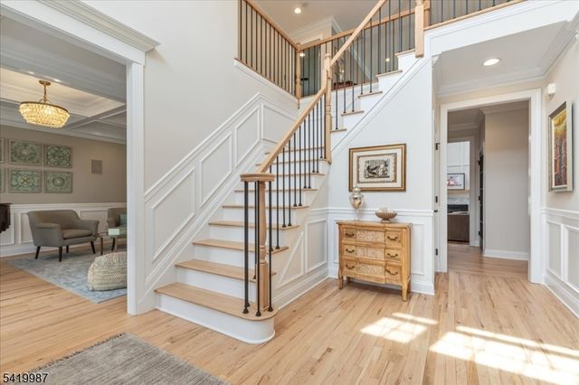 38 Still Hollow Rd, Tewksbury Twp., NJ 08833