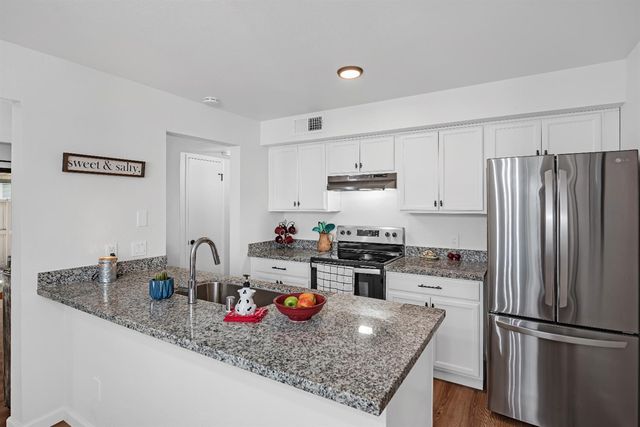 151 Del Verde Cir #3, Sacramento, CA 95833