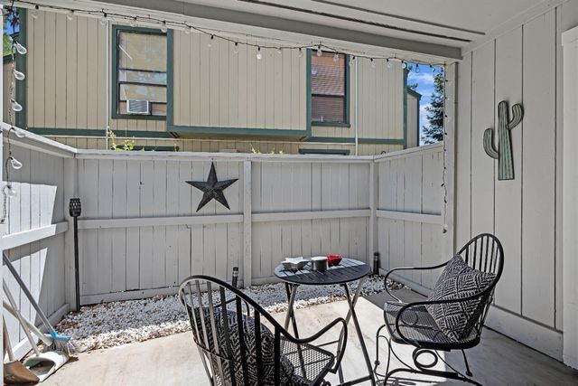 151 Del Verde Cir #3, Sacramento, CA 95833