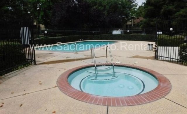 151 Del Verde Cir #3, Sacramento, CA 95833