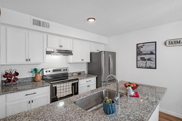 151 Del Verde Cir #3, Sacramento, CA 95833