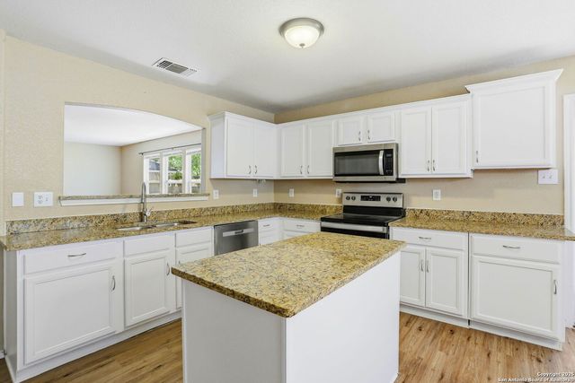 2219 Red Rock Crossing, San Antonio, TX 78245