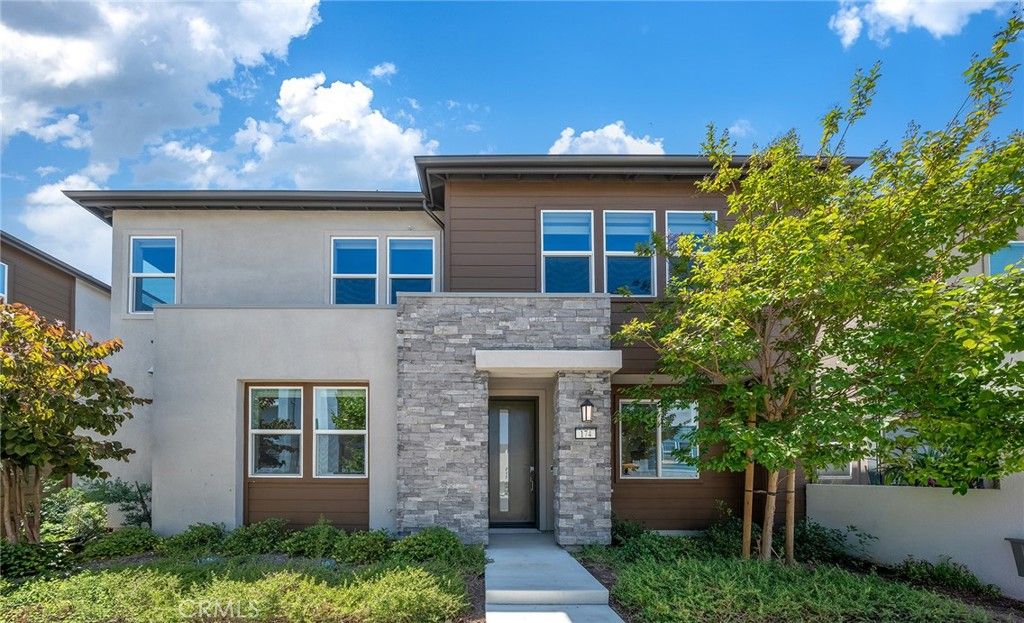 174 Sash, Irvine, CA 92618 — exterior