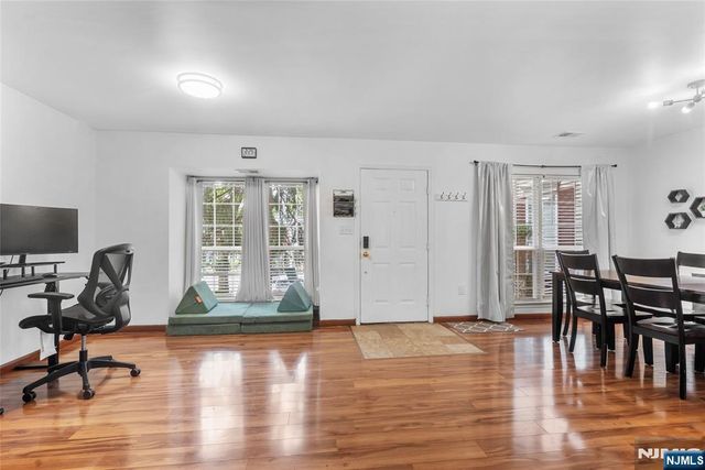 1143 Stafford Street, Mahwah, NJ 07430