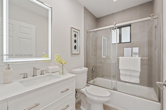 222 SW 3rd Terrace, Dania Beach, FL 33004