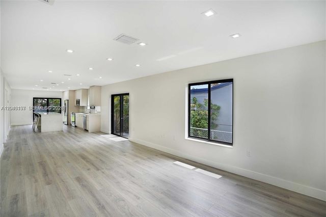 222 SW 3rd Terrace, Dania Beach, FL 33004