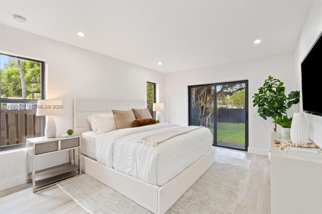 222 SW 3rd Terrace, Dania Beach, FL 33004