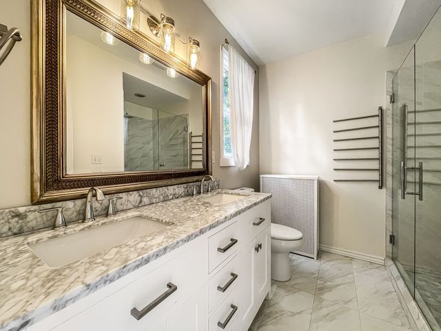 1201 Middlebury Lane, Wilmette, IL 60091