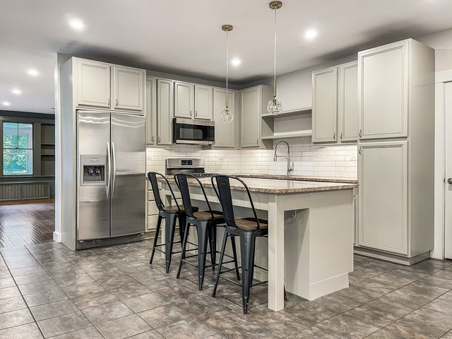 1201 Middlebury Lane, Wilmette, IL 60091