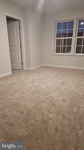 10 REAGAN LN, Westampton, NJ 08060