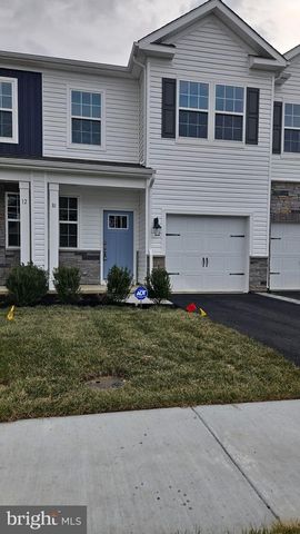 10 REAGAN LN, Westampton, NJ 08060
