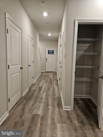 10 REAGAN LN, Westampton, NJ 08060