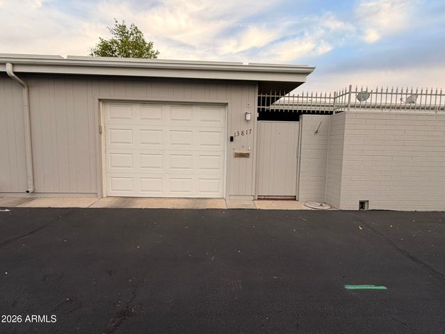 13817 N 109TH Avenue, Sun City, AZ 85351