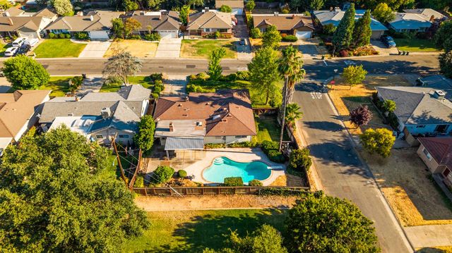 2001 Maryal Dr, Sacramento, CA 95864