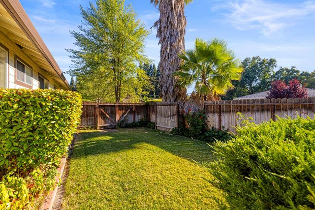 2001 Maryal Dr, Sacramento, CA 95864