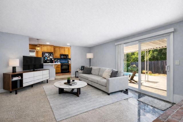 2001 Maryal Dr, Sacramento, CA 95864