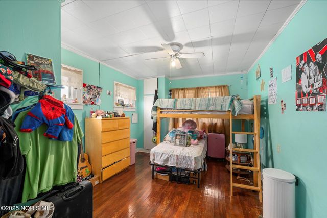 1861 Tremainsville Road, Toledo, OH 43613