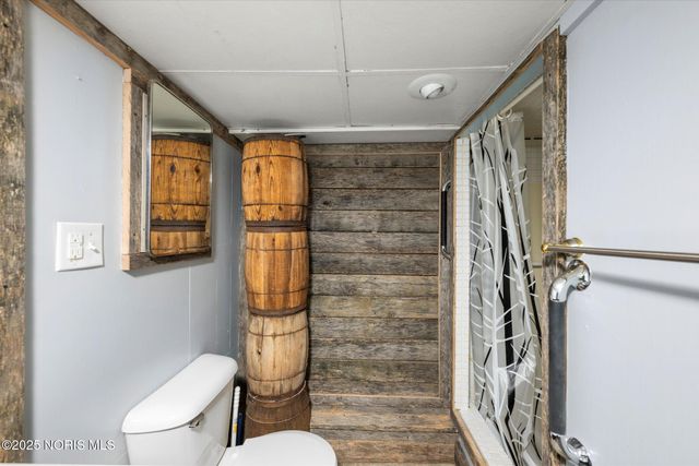 1861 Tremainsville Road, Toledo, OH 43613