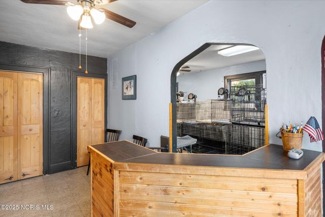 1861 Tremainsville Road, Toledo, OH 43613