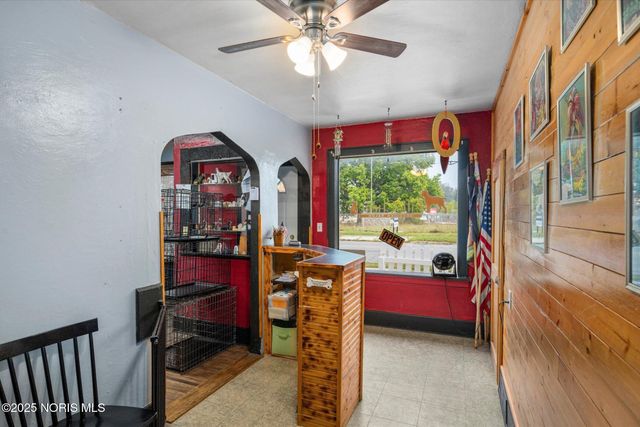 1861 Tremainsville Road, Toledo, OH 43613