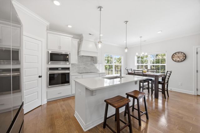 5202 Blue Harbor Lane, Chattanooga, TN 37416