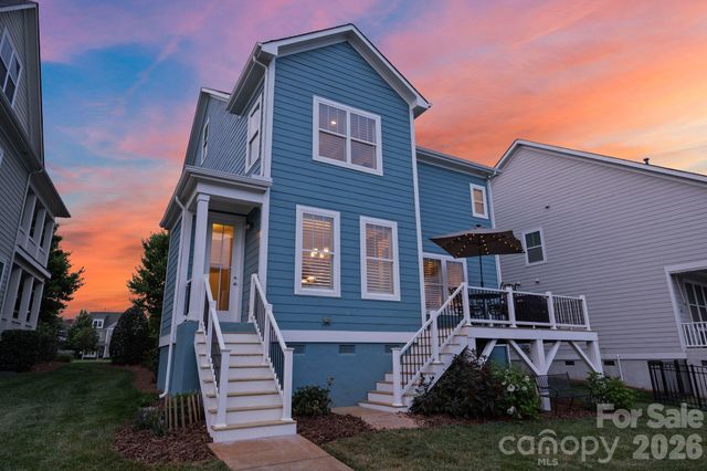 2319 Lochview Street, Pineville, NC 28134