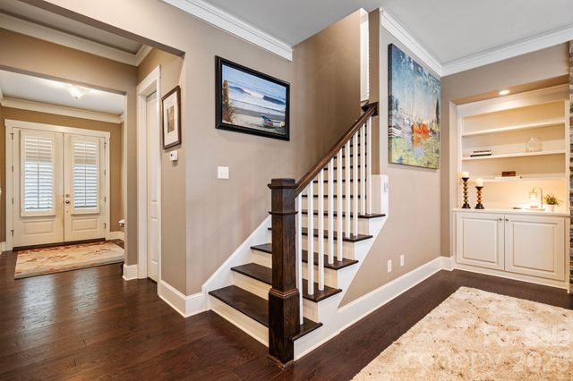 2319 Lochview Street, Pineville, NC 28134