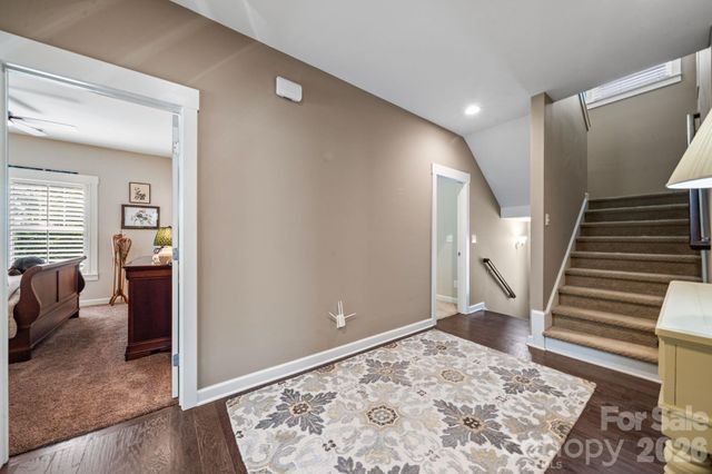 2319 Lochview Street, Pineville, NC 28134