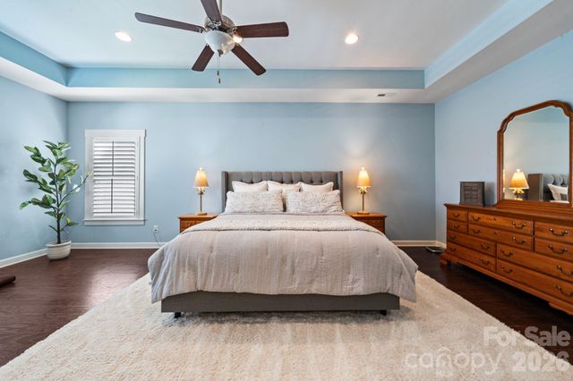 2319 Lochview Street, Pineville, NC 28134