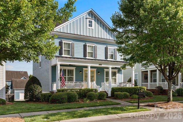 2319 Lochview Street, Pineville, NC 28134