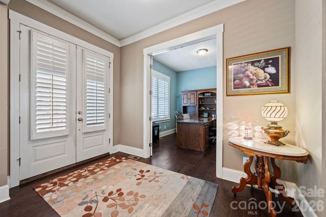 2319 Lochview Street, Pineville, NC 28134