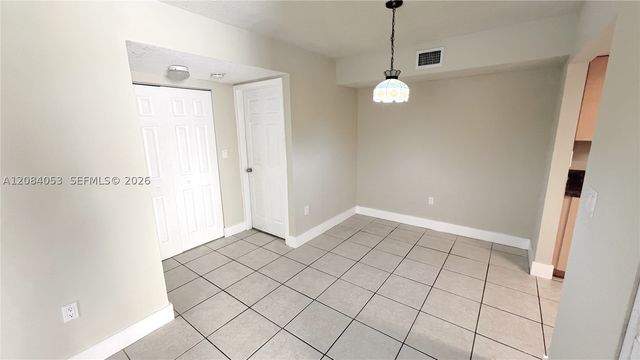 686 NW 114th Ave 101, Sweetwater, FL 33172