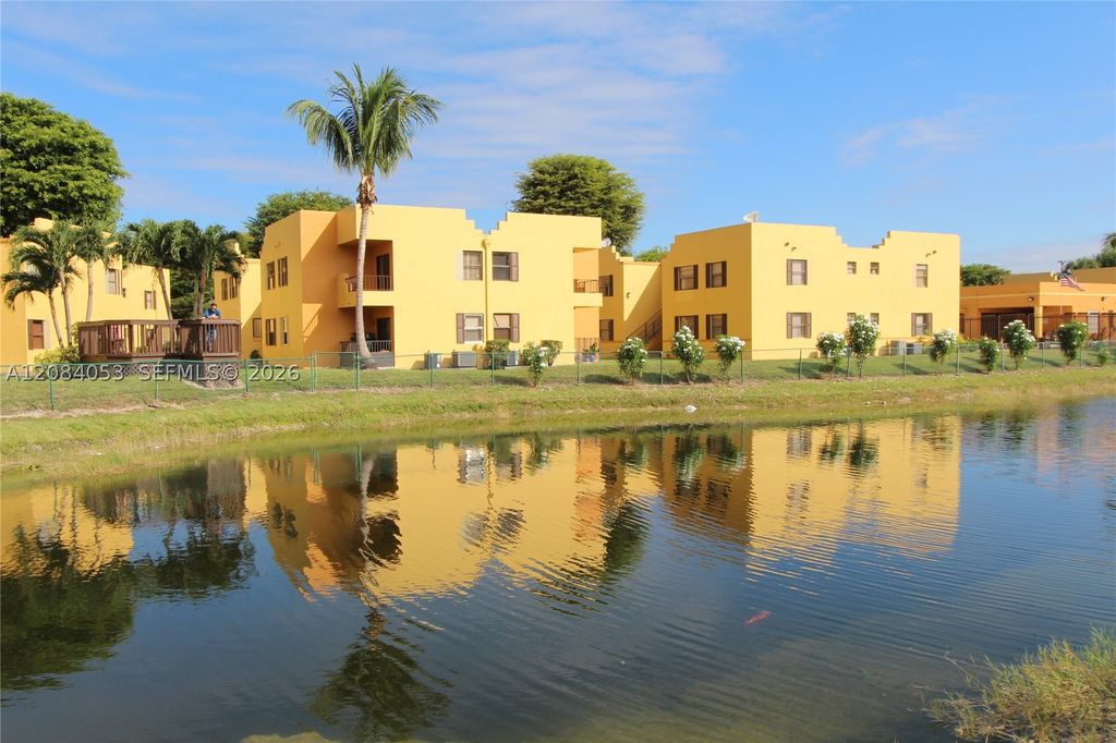 686 NW 114th Ave 101, Sweetwater, FL 33172
