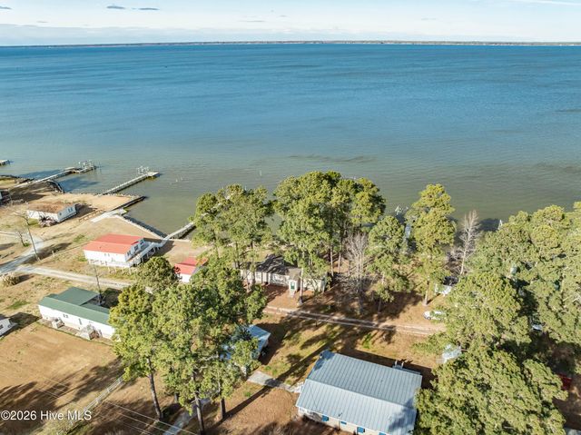 2995 Hickory Point Road, Aurora, NC 27806