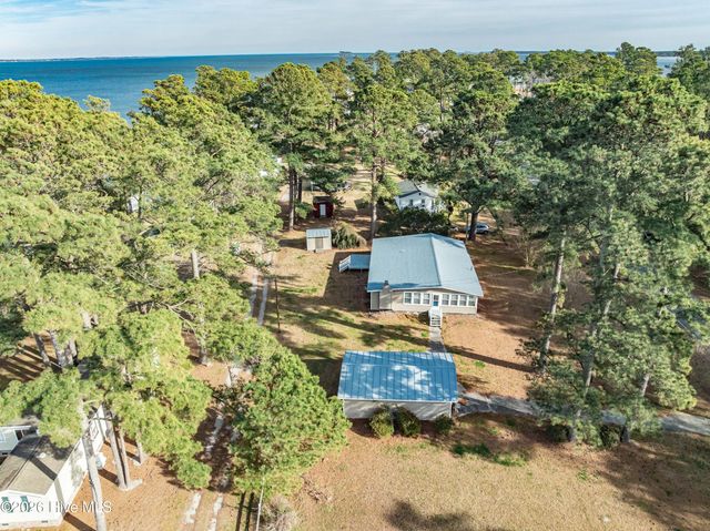 2995 Hickory Point Road, Aurora, NC 27806