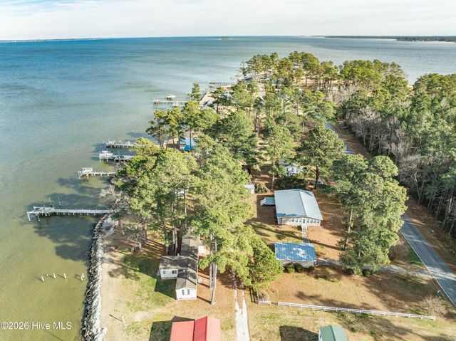 2995 Hickory Point Road, Aurora, NC 27806